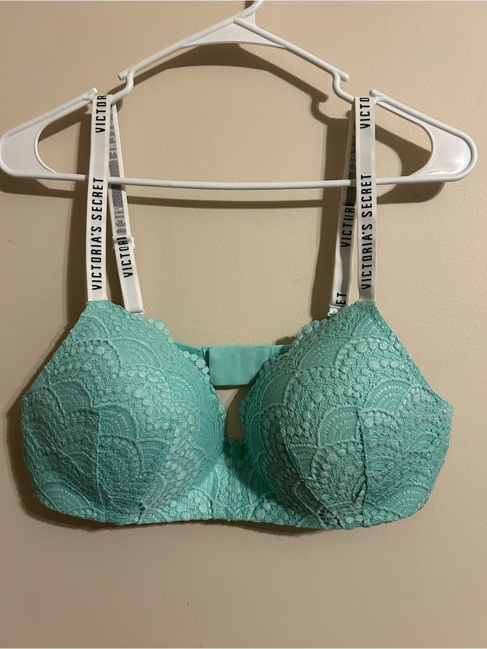 Victoria's Secret Mint Lace Bra